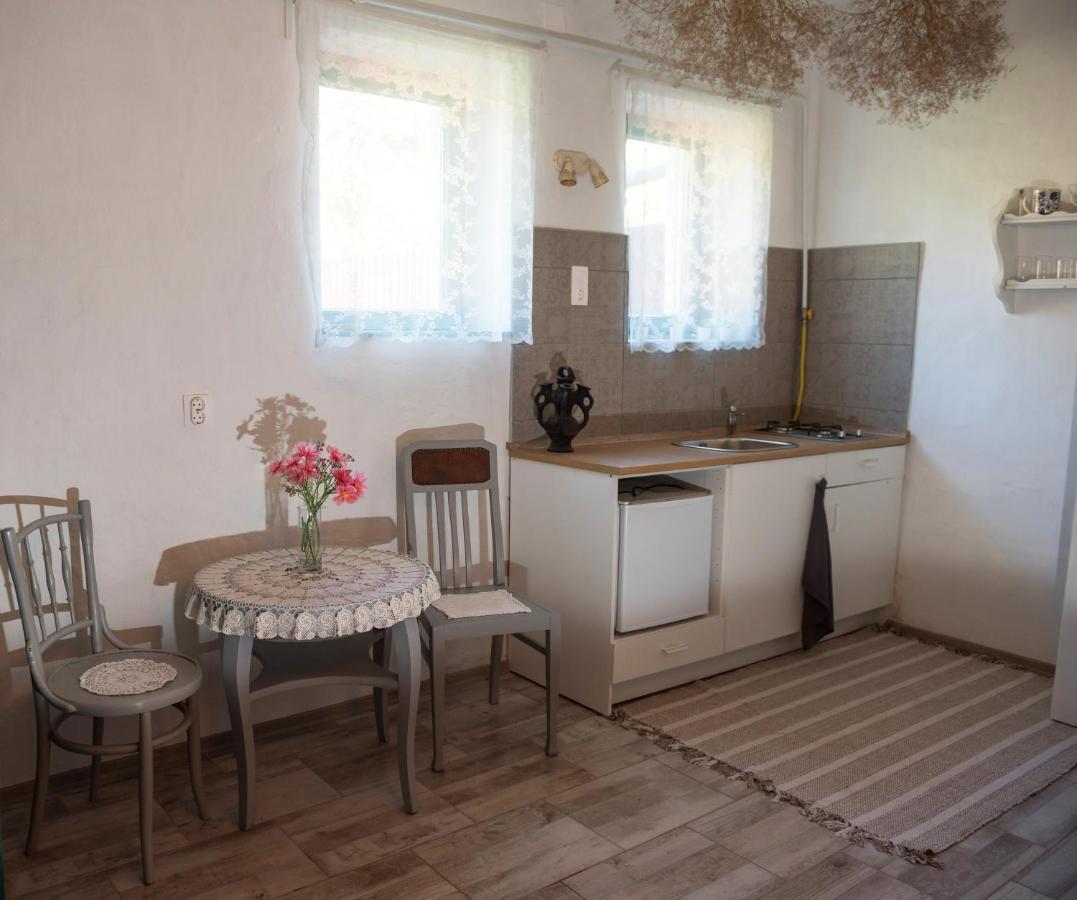 Vankos Vendeghaz Mindszent Luaran gambar