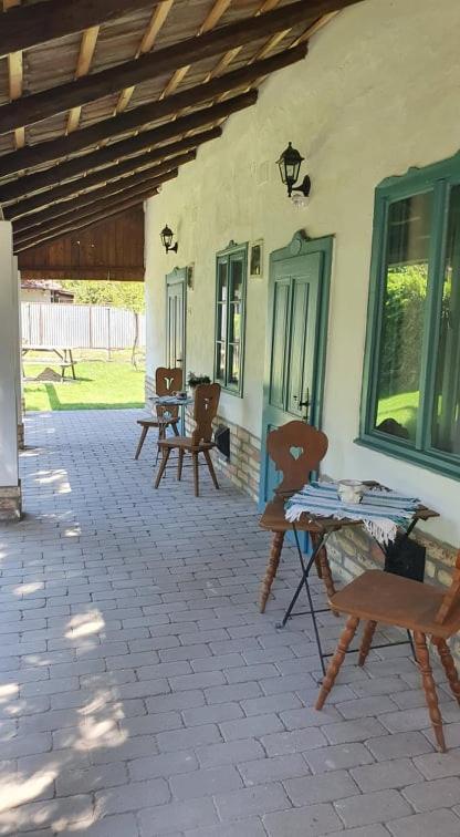 Vankos Vendeghaz Mindszent Luaran gambar